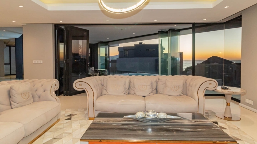 5 Bedroom Property for Sale in Bloubergstrand Western Cape